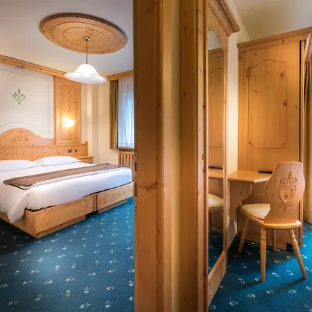 Astoria 4*