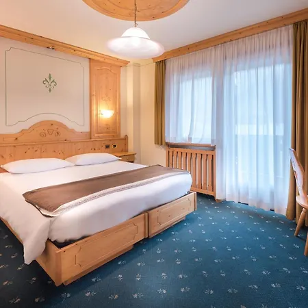 Hotel Astoria 4*